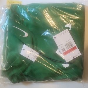 Off white nike shortsleeve top